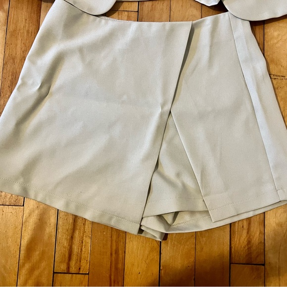 NWT Bobbles and Lace Jacket and Skort Set - Picture 4 of 6